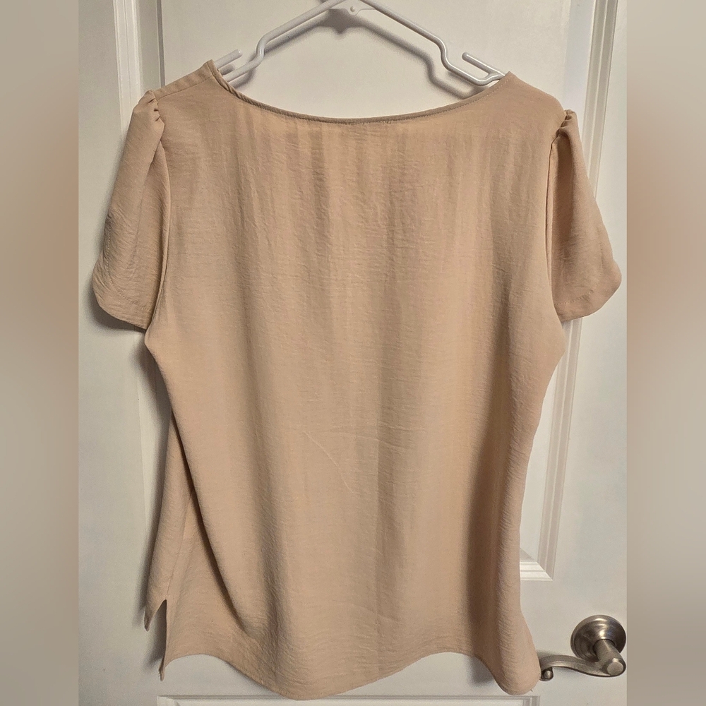 Neutral Top - Picture 3 of 3